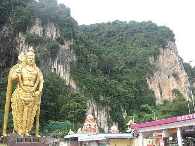 It is in gua nasib bagus (good luck cave), which is located in gunung mulu national park, in the malaysian state of sarawak on the island of borneo. TOUR TO MALAYSIA: BATU CAVES AND SARAWAK CHAMBERS