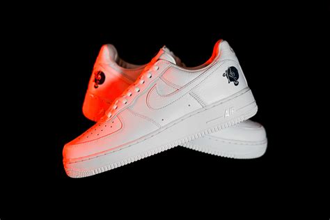 A vastly improved search engine helps you find the latest on companies, business leaders, and news more easily. Release Information: The Nike x Roc-A-Fella Air Force 1 ...