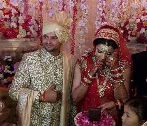 latest pictures photos of suresh raina s wedding