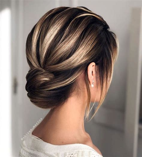 30 Updos For Short Hair To Feel Inspired And Confident In 2023 Hair