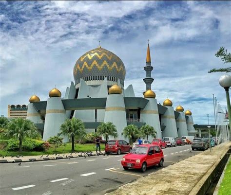 As such, you may still hear it referred to by this name, but whatever the moniker, this is a great place to come for anyone who wants to pick up some local. Negeri Sabah Mosque, Kota Kinabalu, Sabah, Malaysia in ...