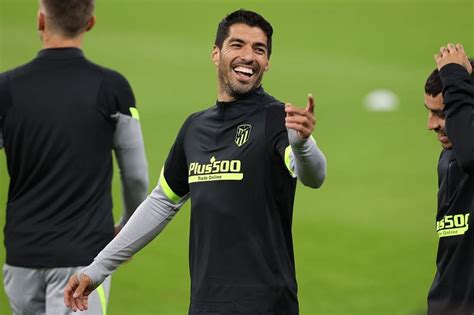 Having admitted that the referee's whistle, which ended the tortuous tension for atleti's man in black, brought a smile surging up from. Luis Suarez Atletico Madrid Wallpaper 2021 - Luis Suárez ...