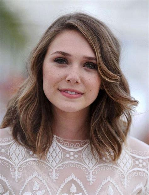 2020 Popular Medium To Long Hairstyles For Round Faces