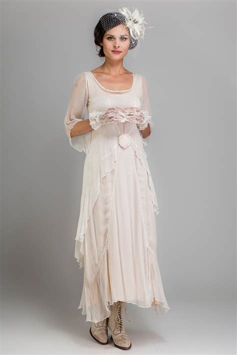 This is the best place to get simple staple pieces. Elegant Vintage Wedding and Mother-of-the-Bride Dresses ...