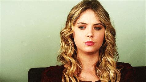 Pll Finale Reaction As Told By Hanna Marin Gifs