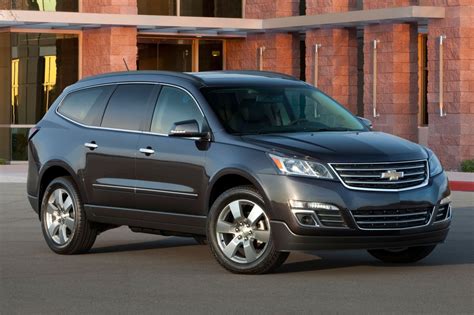 Used 2013 Chevrolet Traverse For Sale Pricing And Features Edmunds