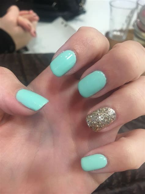 We did not find results for: Gelish nails - gold glitter and aqua/ mint green | Uñas