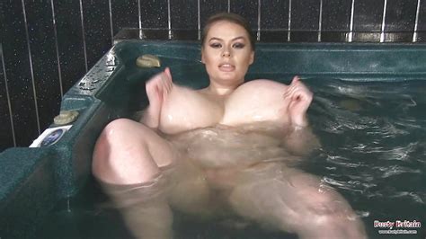 Big Tits British Bbw Gina G Having Fun In The Hot Tub
