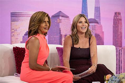 Hoda Kotb Admits She Had A Full On Makeout In A Furniture Store Hollywood Life
