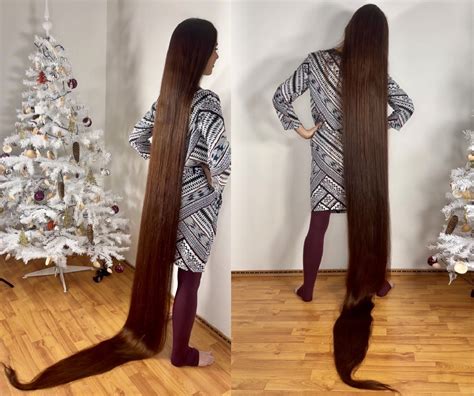 Deep Dive Into Rapunzels Very Long Hair Alechka Nasyrova Queen Of Super Long Hair