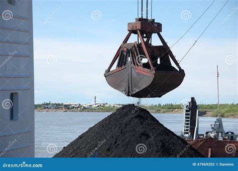 Crane Grab With Coal Stock Photo Image Of Russia Clamshell