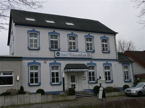 Guests can surf the web using the complimentary wireless internet access. Haus Rheinblick Fisch- u. Fleischspezialitäten 47199 ...
