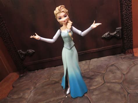 Action Figure Barbecue Action Figure Review Elsa From Figma Frozen