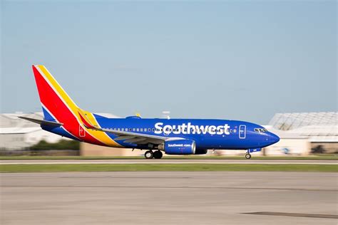 There are 9 airlines flying into cvo: Southwest Airlines Will Start Flying to Hawaii Within ...