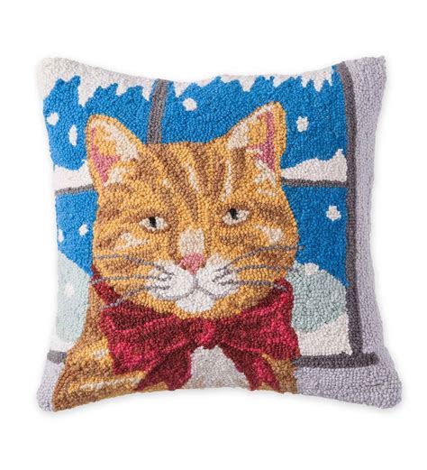 With the holiday season upon us, we have the scoop on 30 best farmhouse holiday throw pillows over the last month or so i have started adding to my farmhouse holiday throw pillows collection. Hooked Wool Holiday Throw Pillow with Tabby Cat | PlowHearth