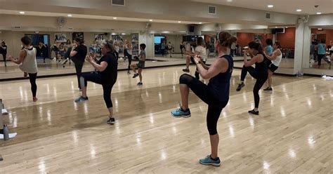 8 Benefits Of Kickboxing Fitness Classes Elite Sports Clubs