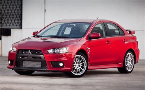 2014 Mitsubishi Lancer Evolution Driven Pictures Photos Wallpapers