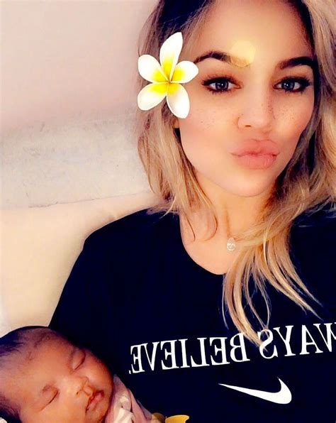 Khloé Kardashian Shares Her Diet Since Welcoming Baby True
