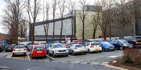 Free parking to continue in council owned car parks in Wrexham - but