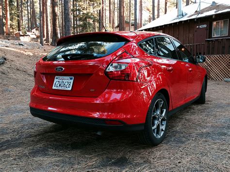 Review: 2013 Ford Focus SE hatchback