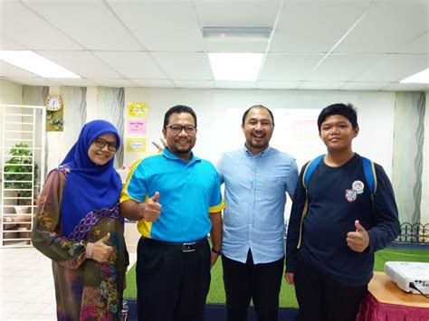 Welcome to our page smk puterijaya official kami sayang kamu puterijaya #cikgooTUBE Tiba di SMK Bandar Puteri Jaya, Kedah