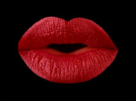 Red Lips Background Wallpapersafari