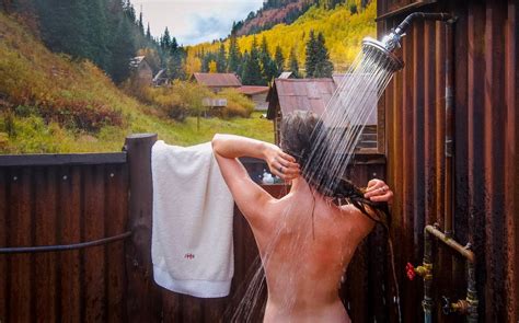 Top 7 Benefits Of Cold Showers Why They Are Good For You Hoptraveler