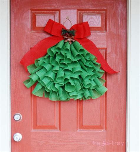 Wall hanging christmas are celebration essentials that you must opt for if you desire superior decoration during the holidays. 23 Really Amazing DIY Christmas Decorations That Everyone ...