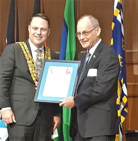 Greenslopes Very Own Receives Citizen Of The Year Award Greenslopes News