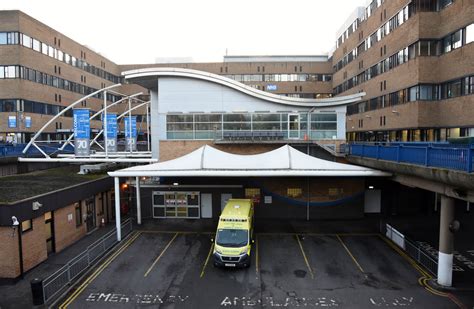 24 Hours In Aande Moves To Nottingham Hospital