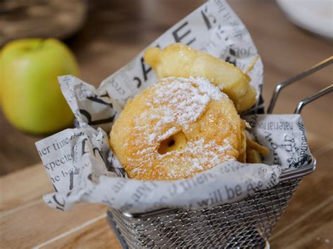 Beignets aux pommes à la poêle