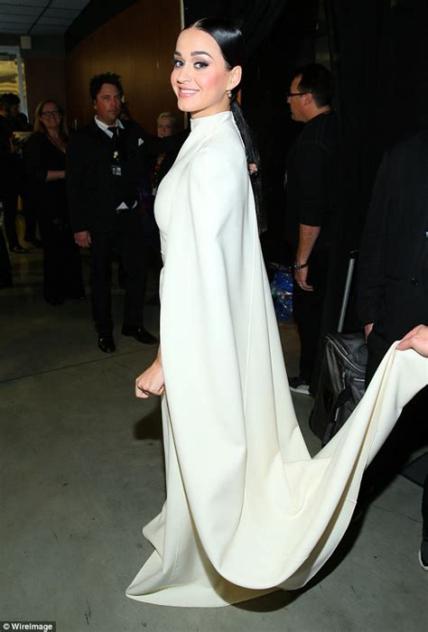 Katy Perry Copies Solange Knowles Wedding Dress For Grammys 2015