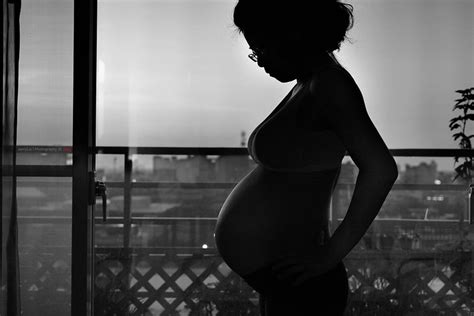 Pregnant Women From Underserved Neighborhoods Find Birth Plans Upended