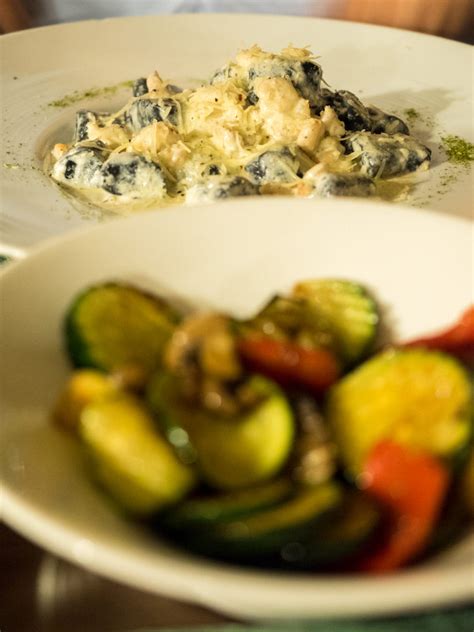Where To Eat In Hvar Croatia: Our Favourite Food Experiences | Hvar