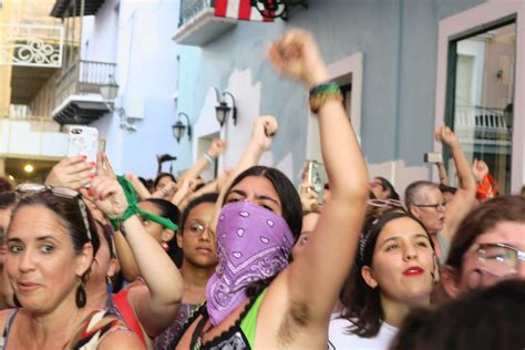 Mujeres En Puerto Rico Se Unen A Movimiento Mundial Contra