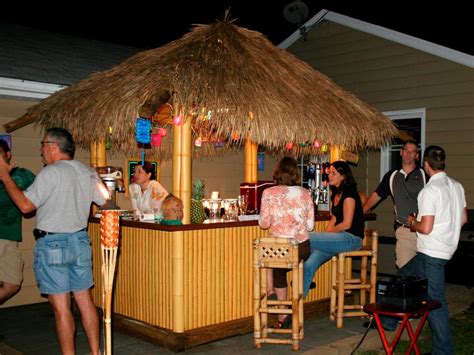 How To Build A Tiki Bar With A Thatched Roof Diy Outdoor Bar