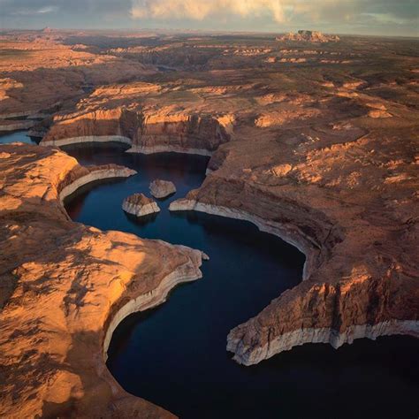 Lake Powell Az An Aerial View Of The Shoreline Of The Massive Lake