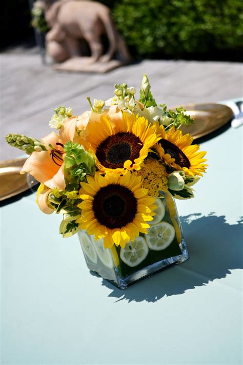 Pin By Gaby Soto On Party Ideas Sunflower Centerpieces Sunflower
