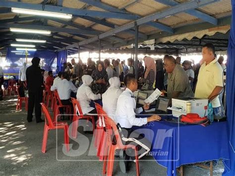 Memberi info berkenaan kejadian gajah mengamuk di sekitar jalan kalabakan sabah yang telah merosakkan harta benda. IPD Batu Gajah tawar diskaun saman trafik dua hari