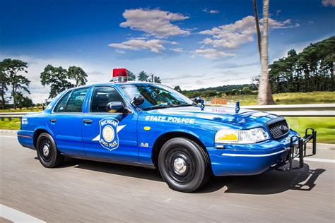 If you discount the original 1955 ford fairlane variant, the crown victoria's lineage stretches back to 1992. 2003 Ford Crown Victoria - Michigan cop car | American ...