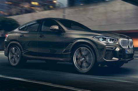 The x6 was marketed as a sports activity coupé (sac) by bmw, referencing its sloping rear roof design. BMW X6 2020 Prices | Specs | Features | Mileage | Autonexa