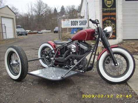 Unable to afford a costly traditional sidecar, bus driver alan iles of bedminster opted to build his own, using a bathtub. sidecar bobber 007s | Custom built Bobber with sidehack ...