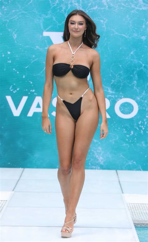Rachel Pizzolato In Bikini Attends The Vasaro Runway Show During New York Swim Week Paradise