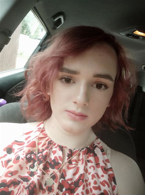 Mtf Trans 1 Month Now With Curly Hair And Makeup 3 Lgbt