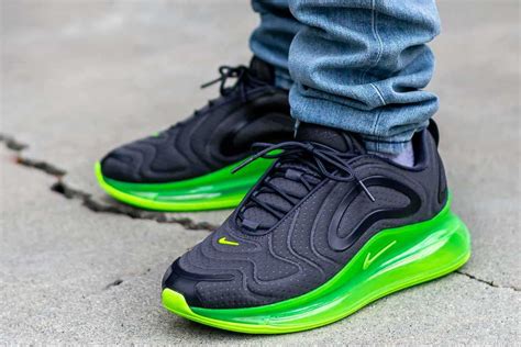 Nike Air Max 720 Electric Green Review