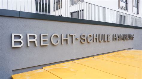 »weil der mensch ein mensch ist«, heißt das bei brecht. KÖHLER sign+design - Brecht-Schule Hamburg