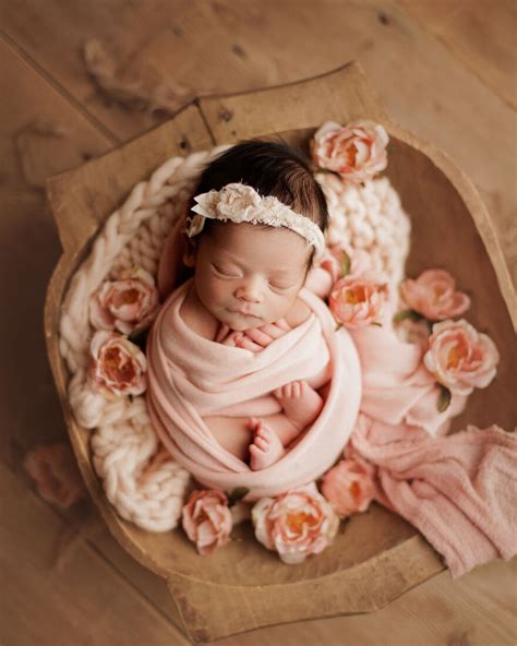 10 Gorgeous Photos Of Newborn Babies Captured By Bethany Hope