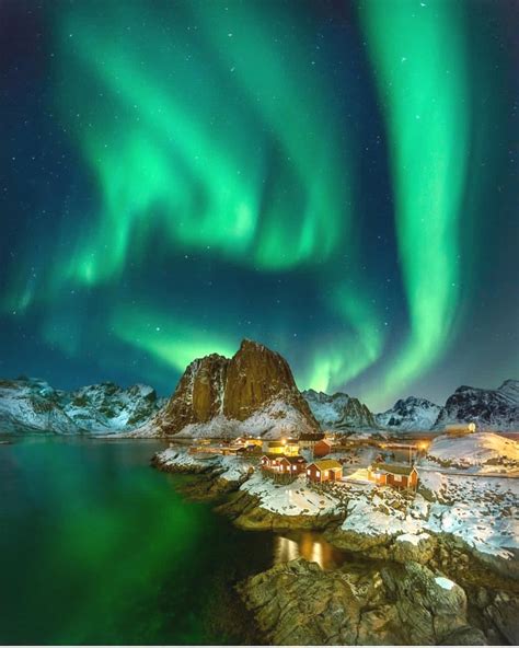 Northern Lights In Lofoten Islands Norway 💚💚💚 Picture