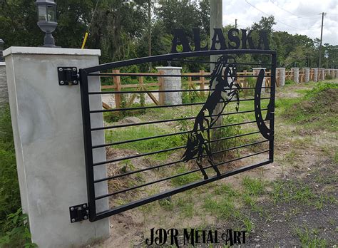 Maybe you would like to learn more about one of these? Horse Themed Driveway Gate Designs - JDR Metal Art ...