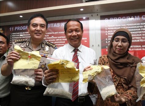 Peribahasa nasi sudah menjadi bubur. Sebelum Nasi (Plastik) Menjadi Bubur - Medcom.id